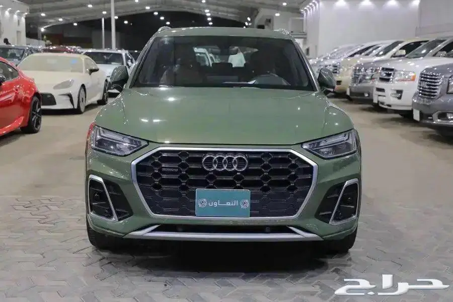 اودي Q5 اس لاين جلد اربعة سلندر موديل 2022 2