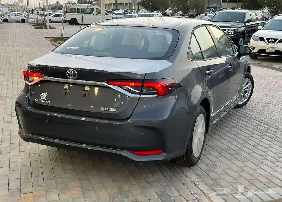 تويوتا كورولا XLI 2.0 مطور بنزين 2025 سعودي 2