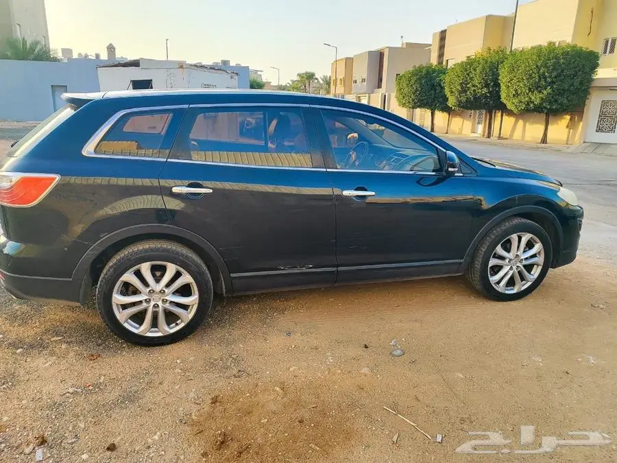 مازدا للبيع cx9 2