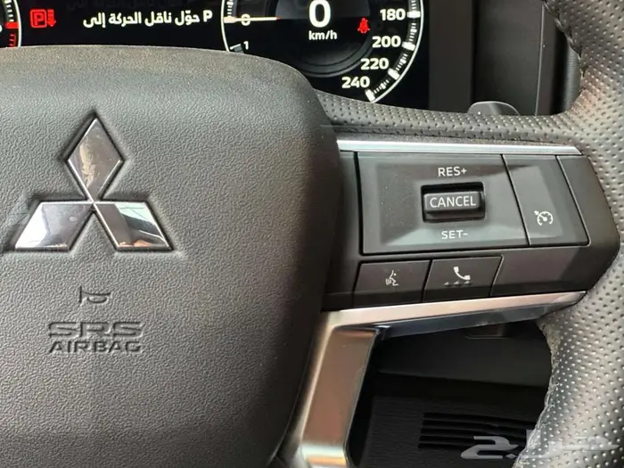 ميتسوبيشي اوتلاندر 4 4 نص فل 7 راكب 2025 كاش وتمويل 6