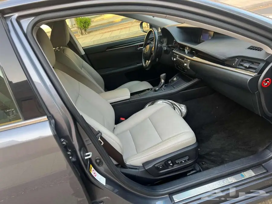 لكزس 2016 ES350 سعودي شرط استخدام راقي بدون حوادث 31