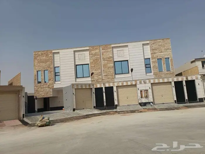 دور ارضي للبيع حي بدر النموذجي 0