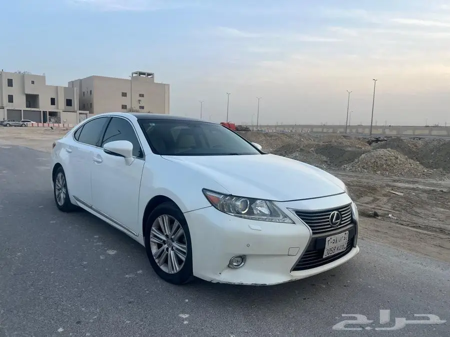 2015 لكزس ES450 DD 5