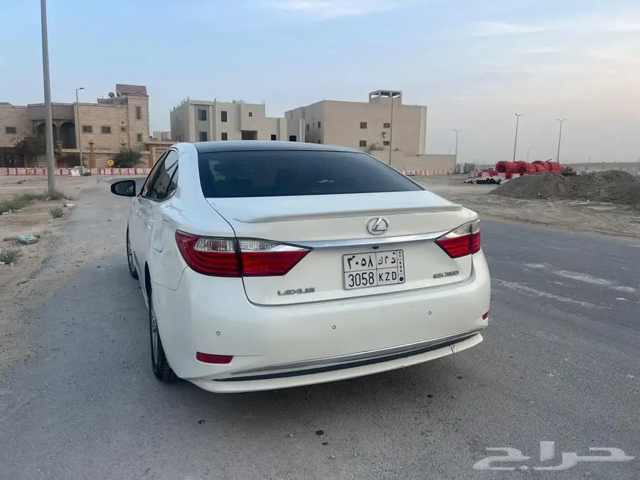 2015 لكزس ES450 DD 12