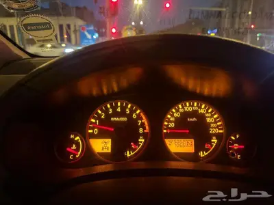 NISSAN PATHFINDER SE 2010 1