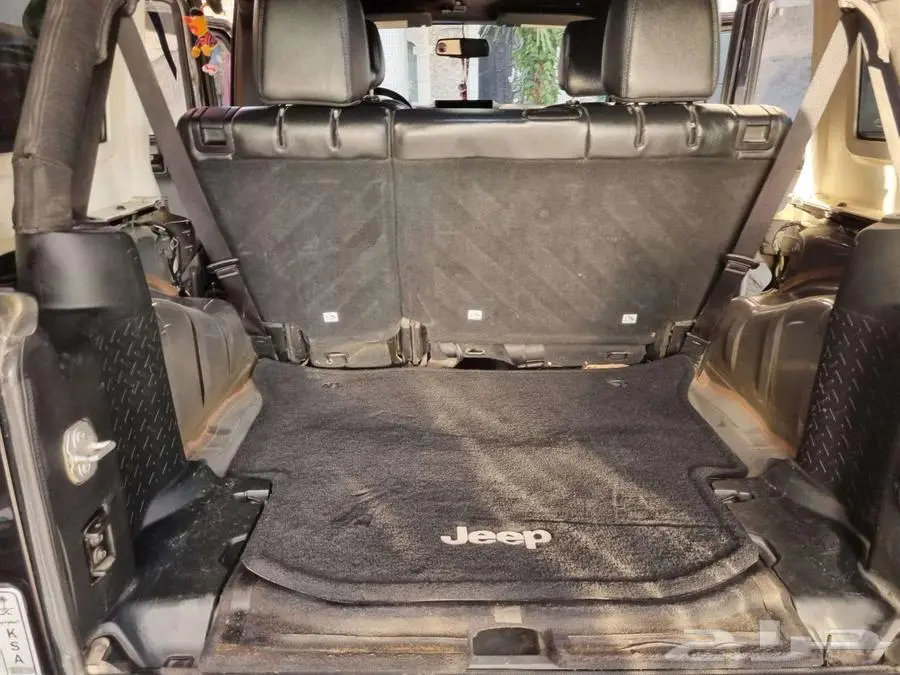 2018 Jeep 13
