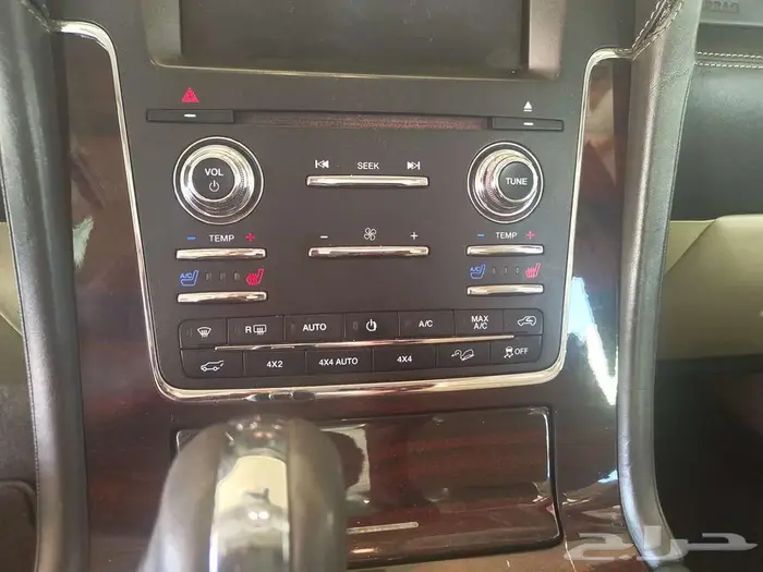 لنكولن نافيجيتور 2015 Lincoln Navigator 14