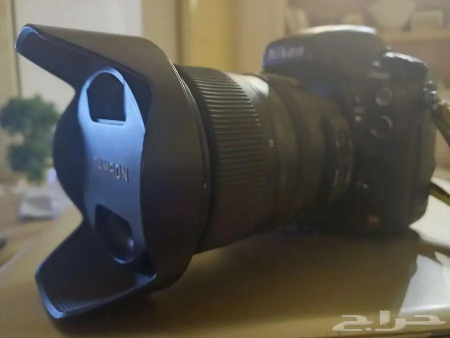 كاميرا Nicon D800 مع عدسة 24 70 0