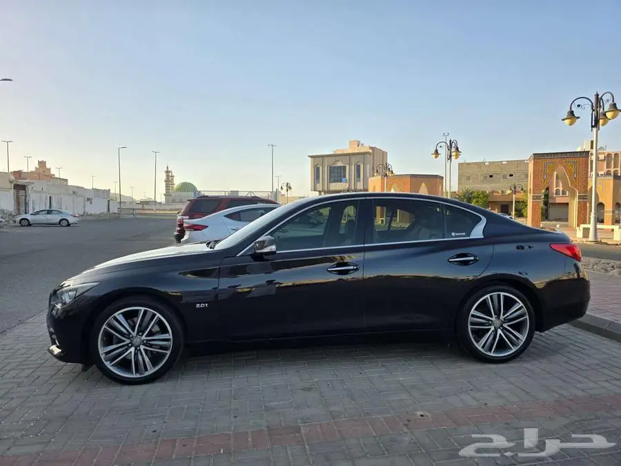 اتفنتي Q50 فل كامل 6