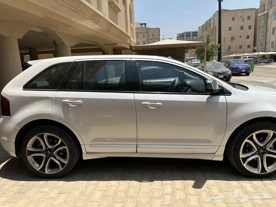 Ford edge sport 4