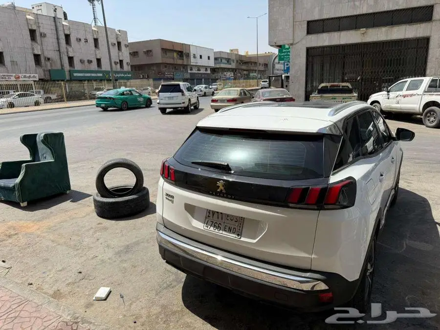 بيجو3008 فل موديل 2020 6