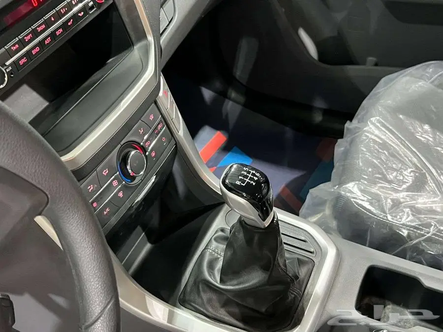 ام جي__ T60___ 2022 10