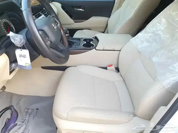 لاند كروزر 2023 10