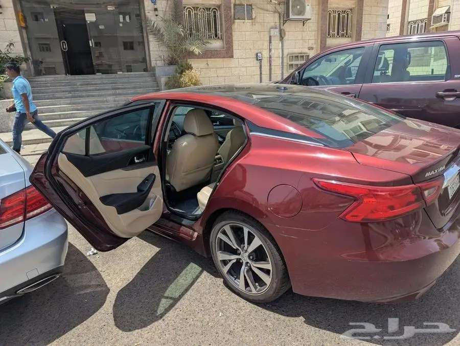 نيسان مكسيما SV 2016 14