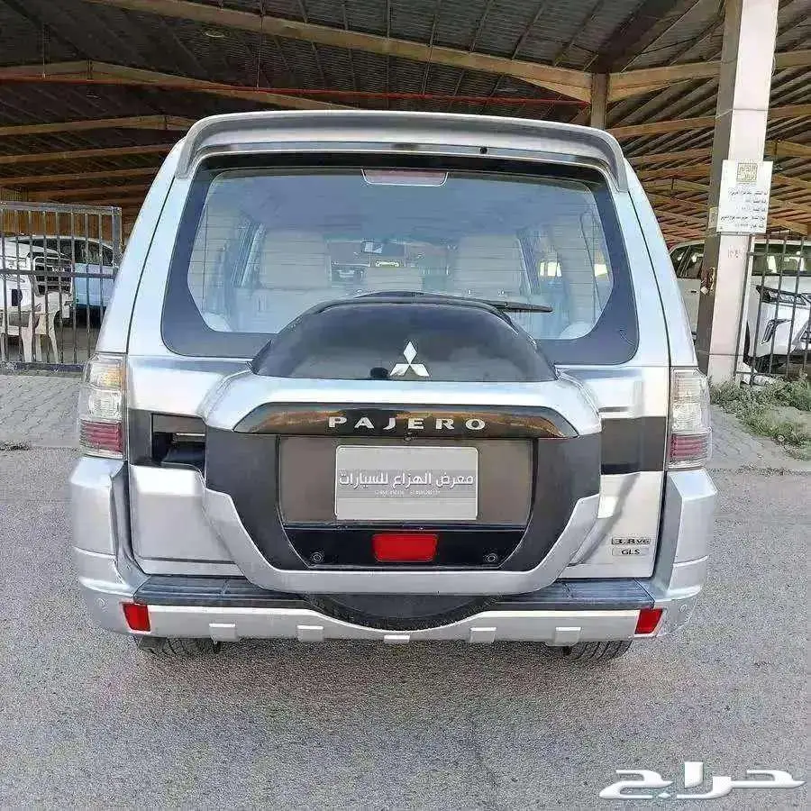 باجيرو 2017 فل كامل 8
