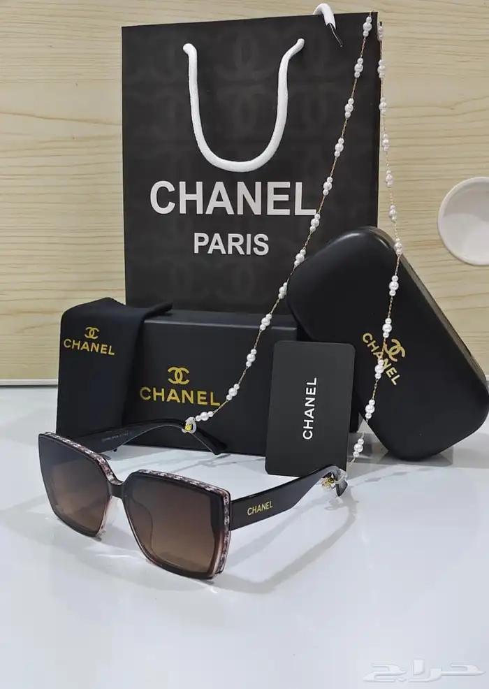 شنط ونظارات نسائية ماركات كوبي ون 56