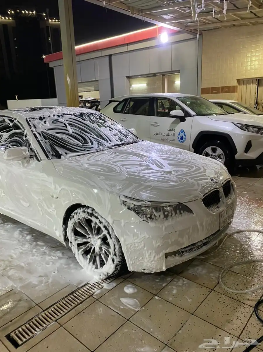 سيارة BMW 525i موديل 2009 للبيع 4