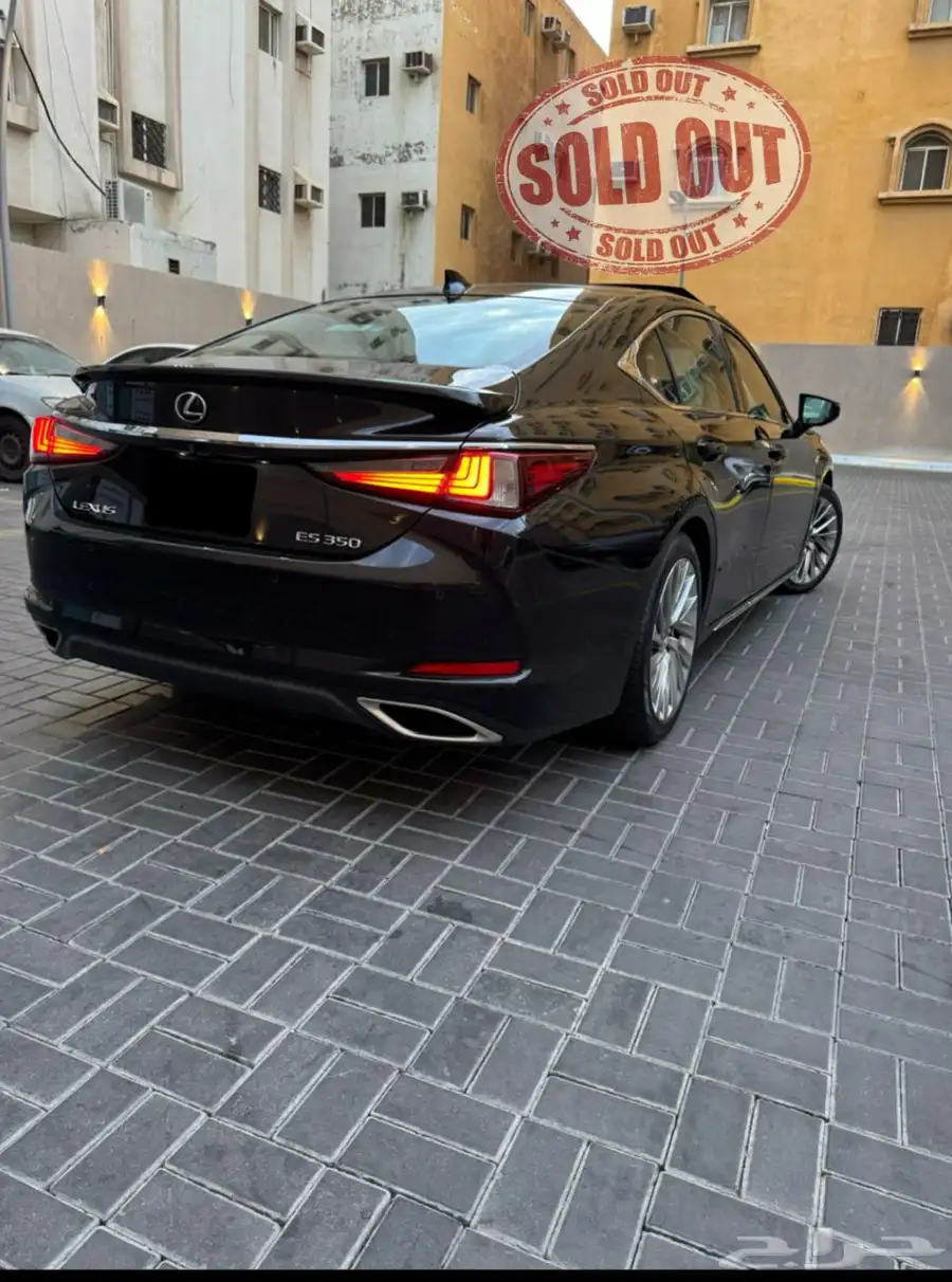 لكزس ES350 DD أعلى فئة ممشى قليل بنظافة عالية 1