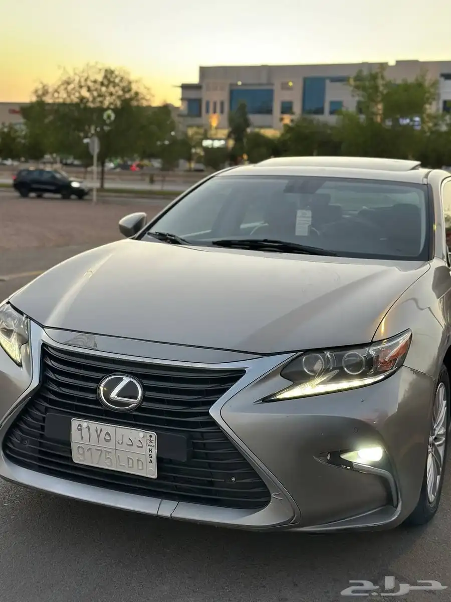 لكزس ES350 تم البيع الله يبارك لراعيها 33