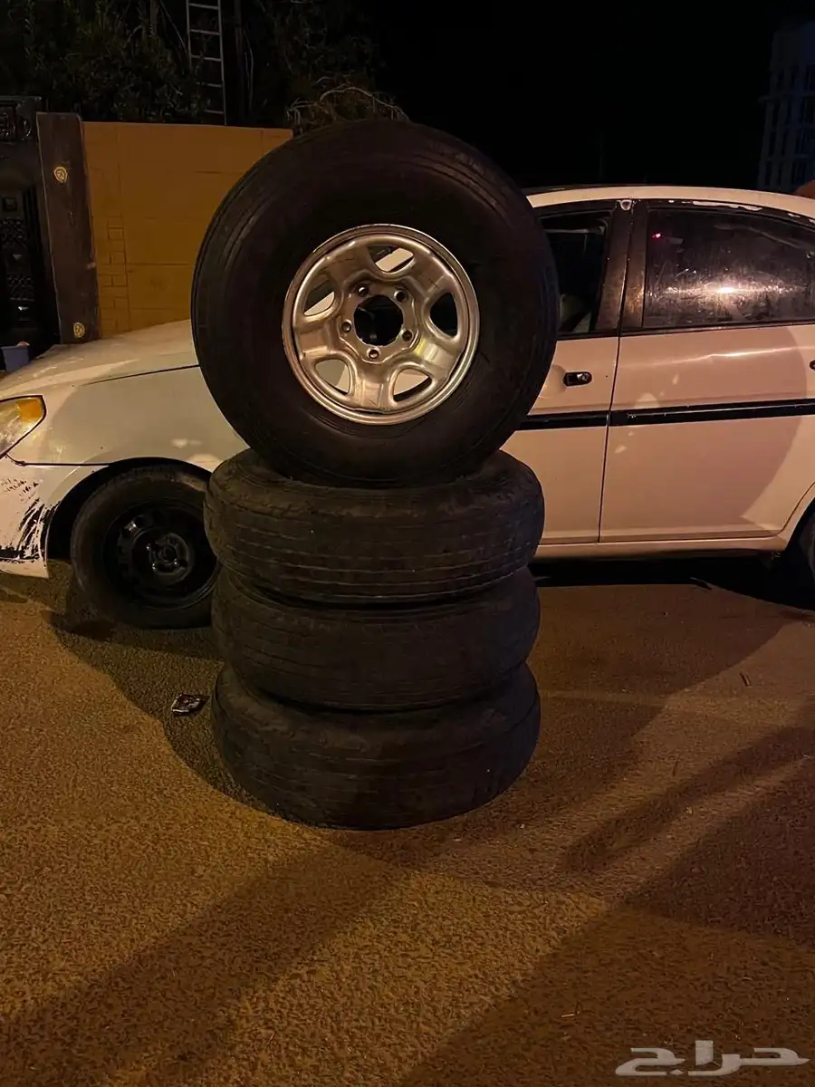 للبيع جنوط ديازل و كفرات بوالين 0