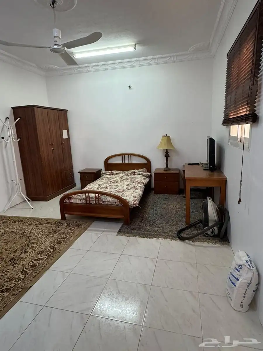 عقار ايجار الخبراء ملحقين تشكل مشب واوفيس وحمام وحوش وبايكه 5