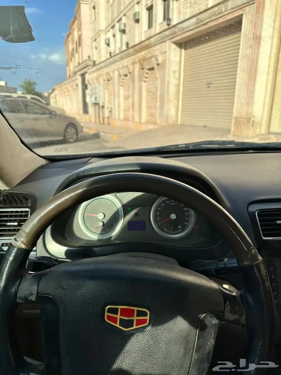 جيلي 2012 4
