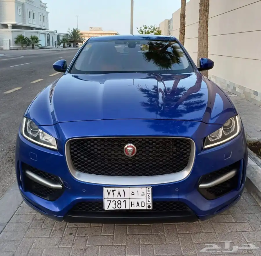 جاكوار F pace R sport 2018 1