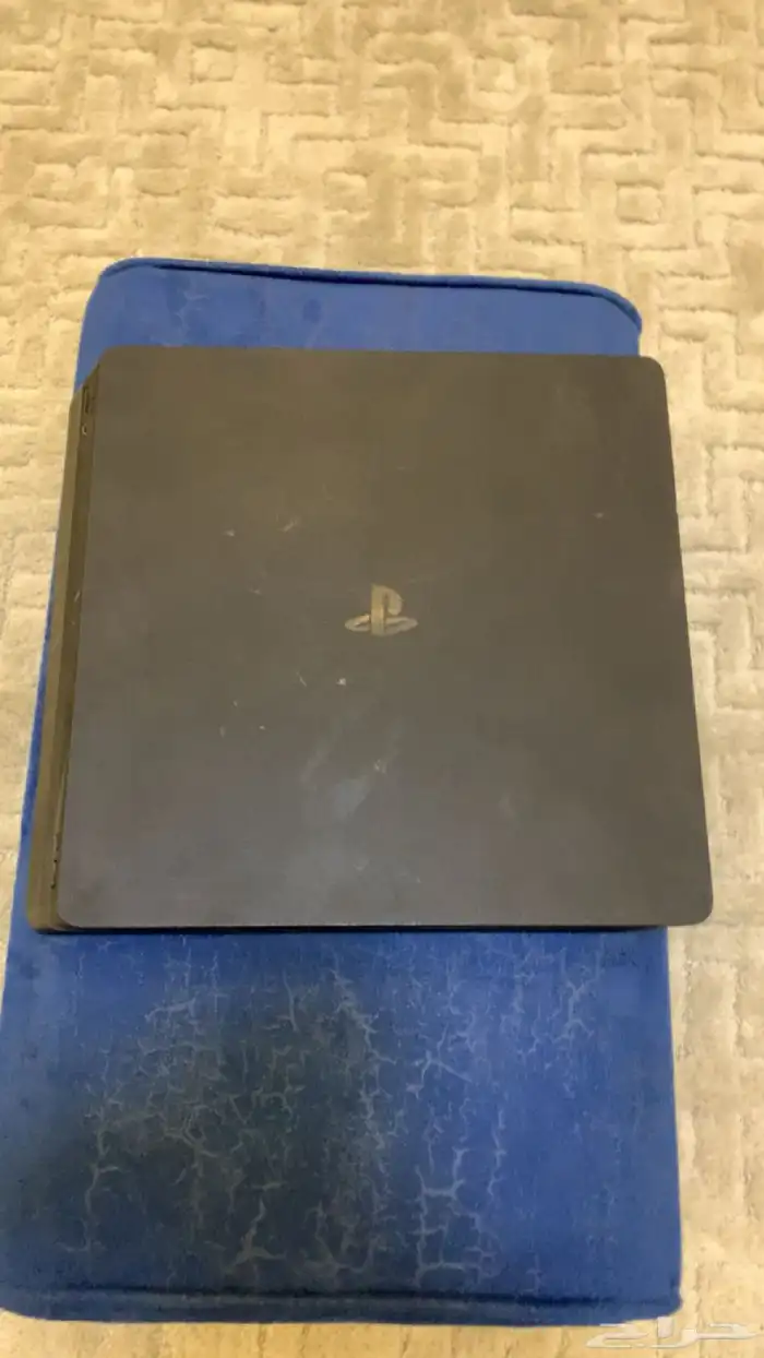 للبيع سوني 4 نضيف ولا فيه خرب ابدن 5