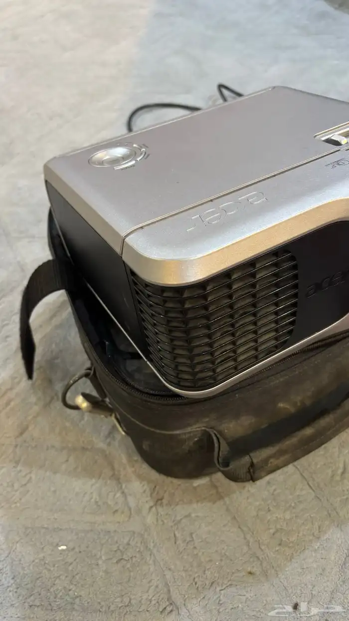 بروجكتر ( acer ) 2000 لومن للبيع 2