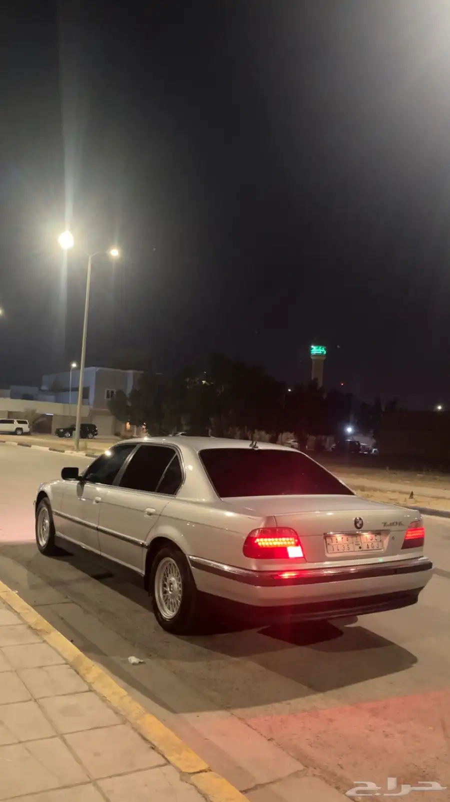 بي أم 2001 أمريكي 1