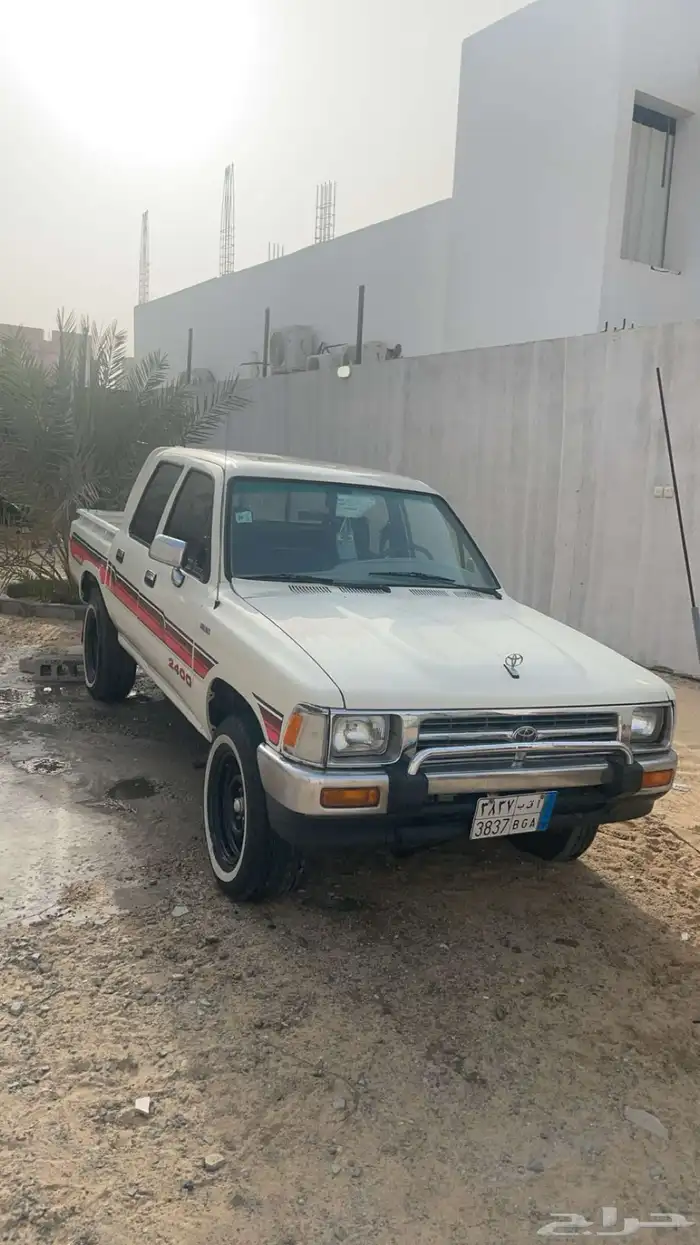 للبيع هايلكس مودل 1990 0
