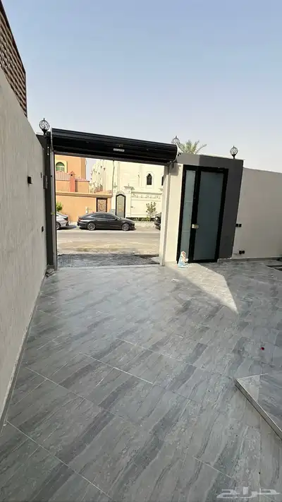 للبيع شقق دوبلكس بحي المنار 300 متر مودرن 1