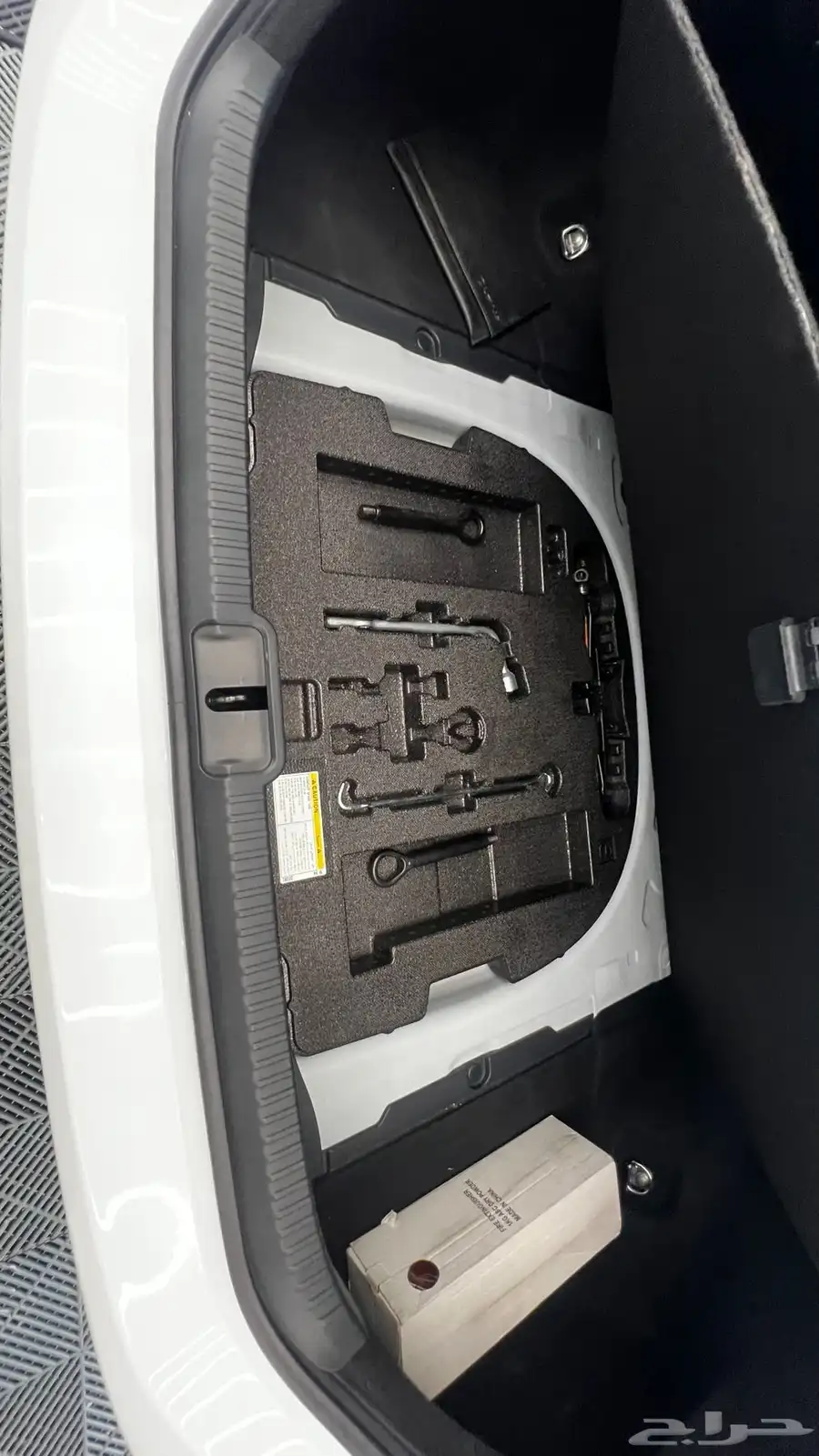 لكزس ES F Sport 2023 28