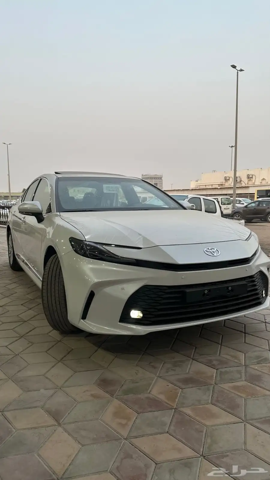 كامري موديل 2025 LE وارد عبداللطيف جميل للبيع 2