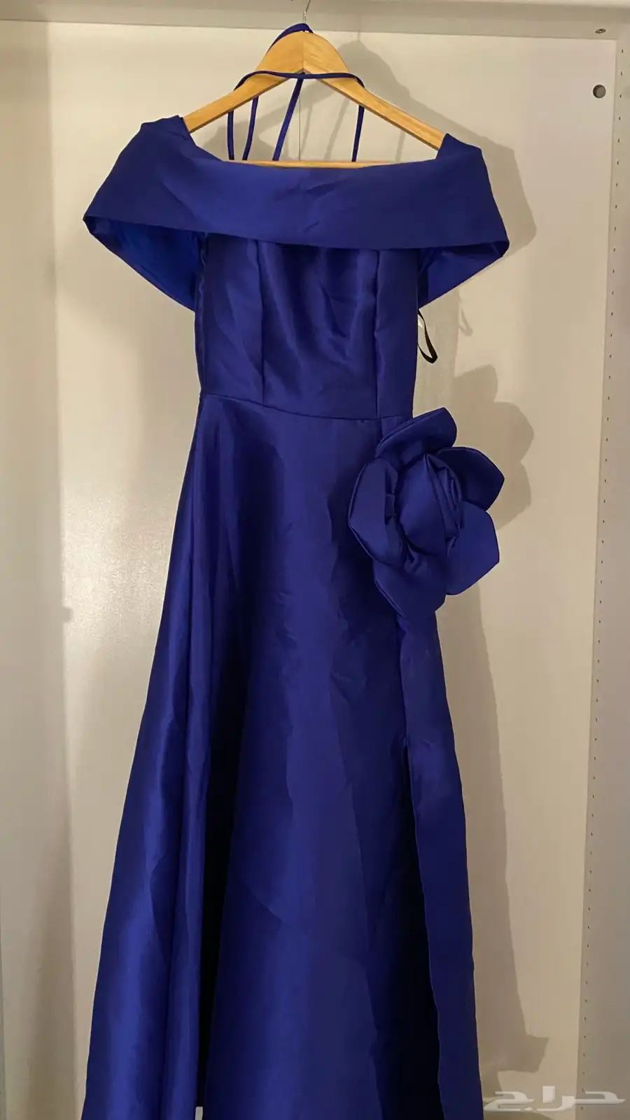 فستان سهره لونه ازرق بمقاس xs غير مستخدم 1
