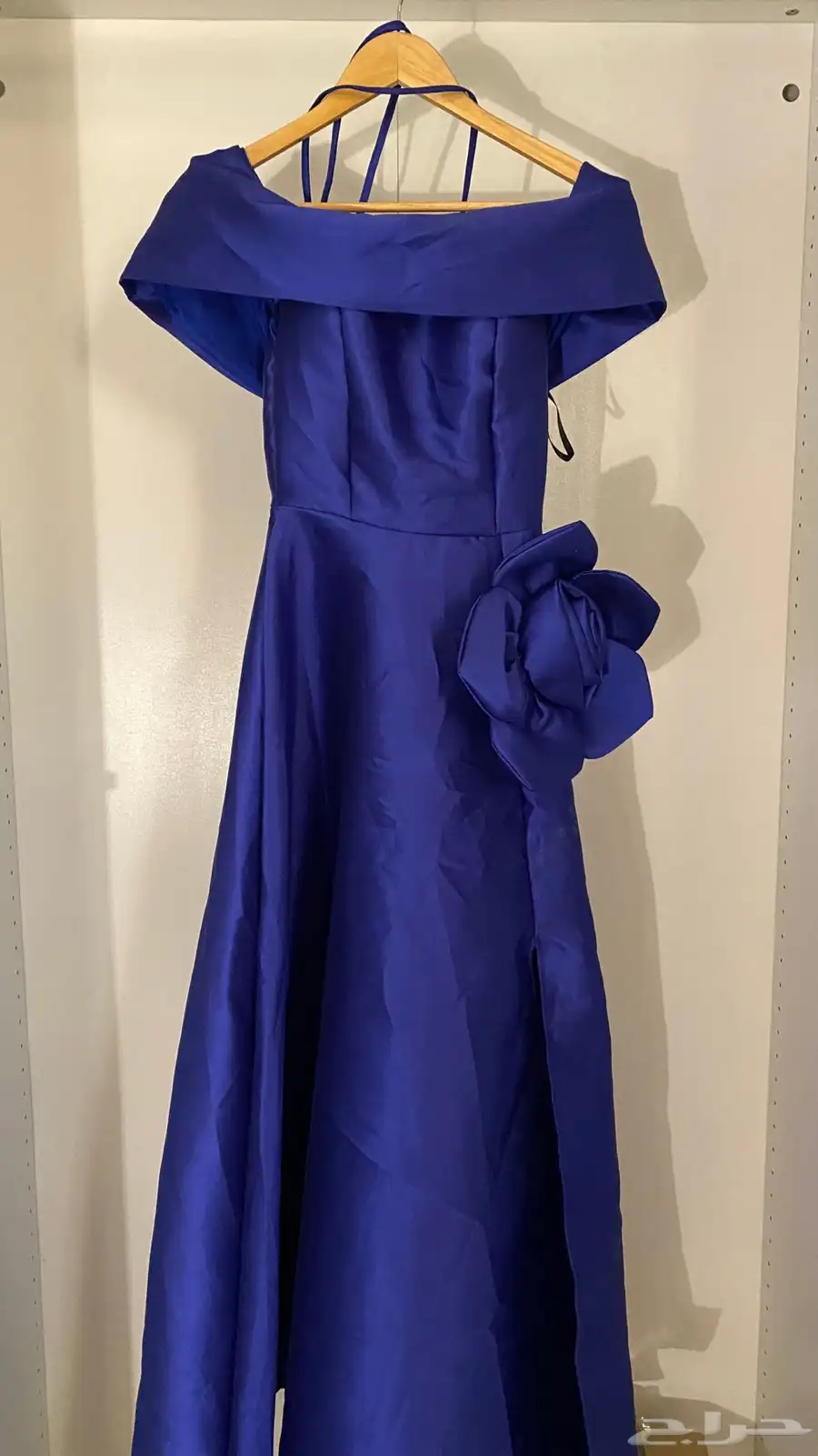 فستان سهره لونه ازرق بمقاس xs غير مستخدم 0