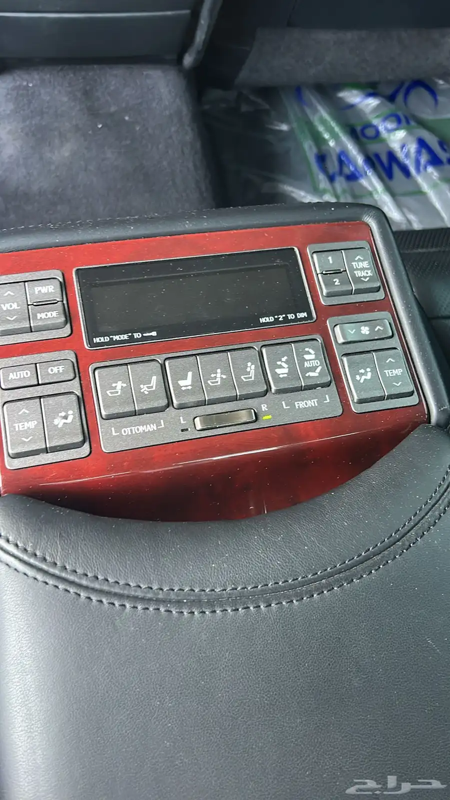لكزس LS460L لارج فل 2011 اوبشن اللون رصاصي لوح اماراتية 10