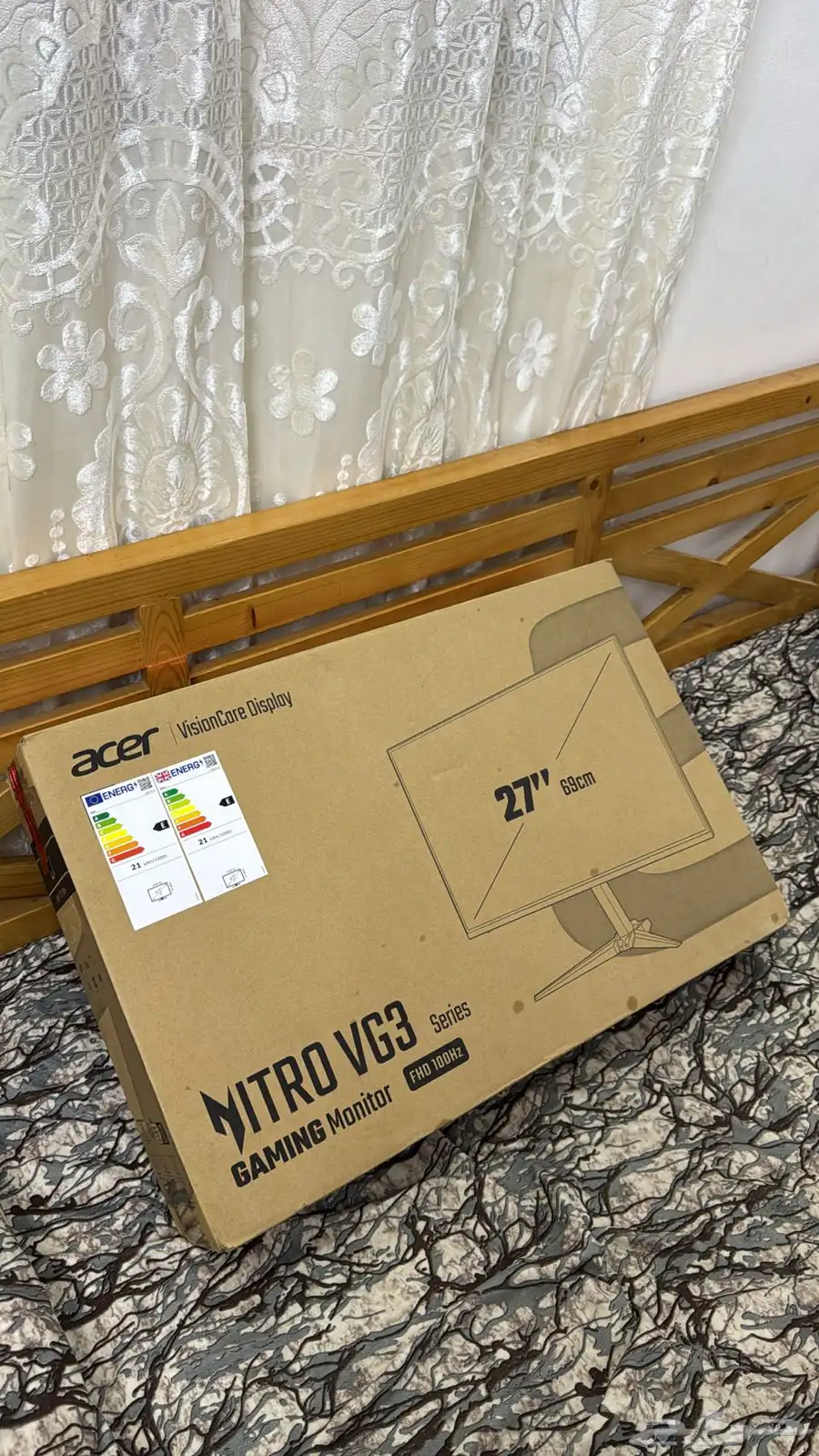 شاشة قيمنق موصفاتها فل ات شدي ) 100hz) الحقين (الفايف ) 0