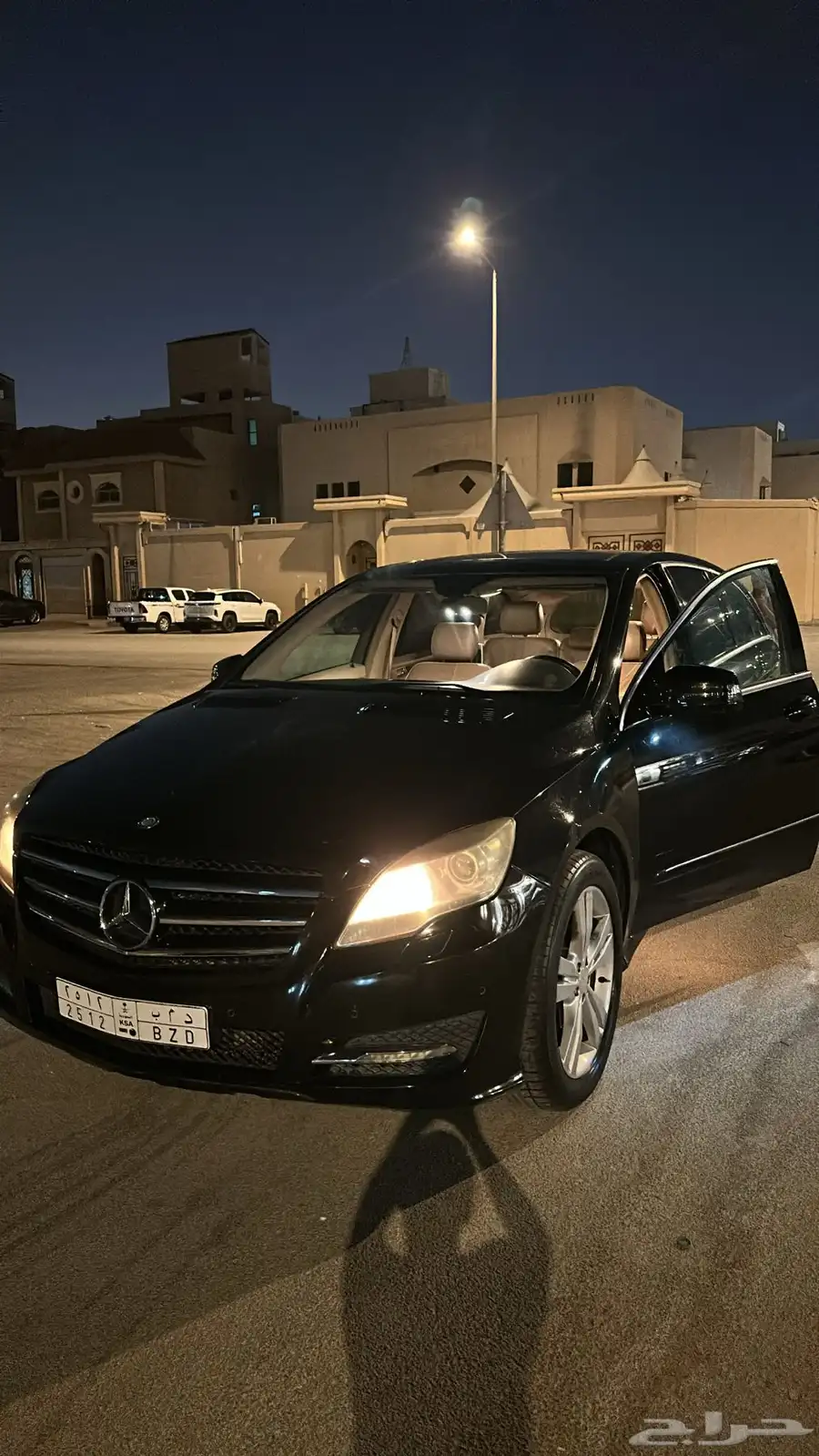 مرسيدس بنز R300 2011 0