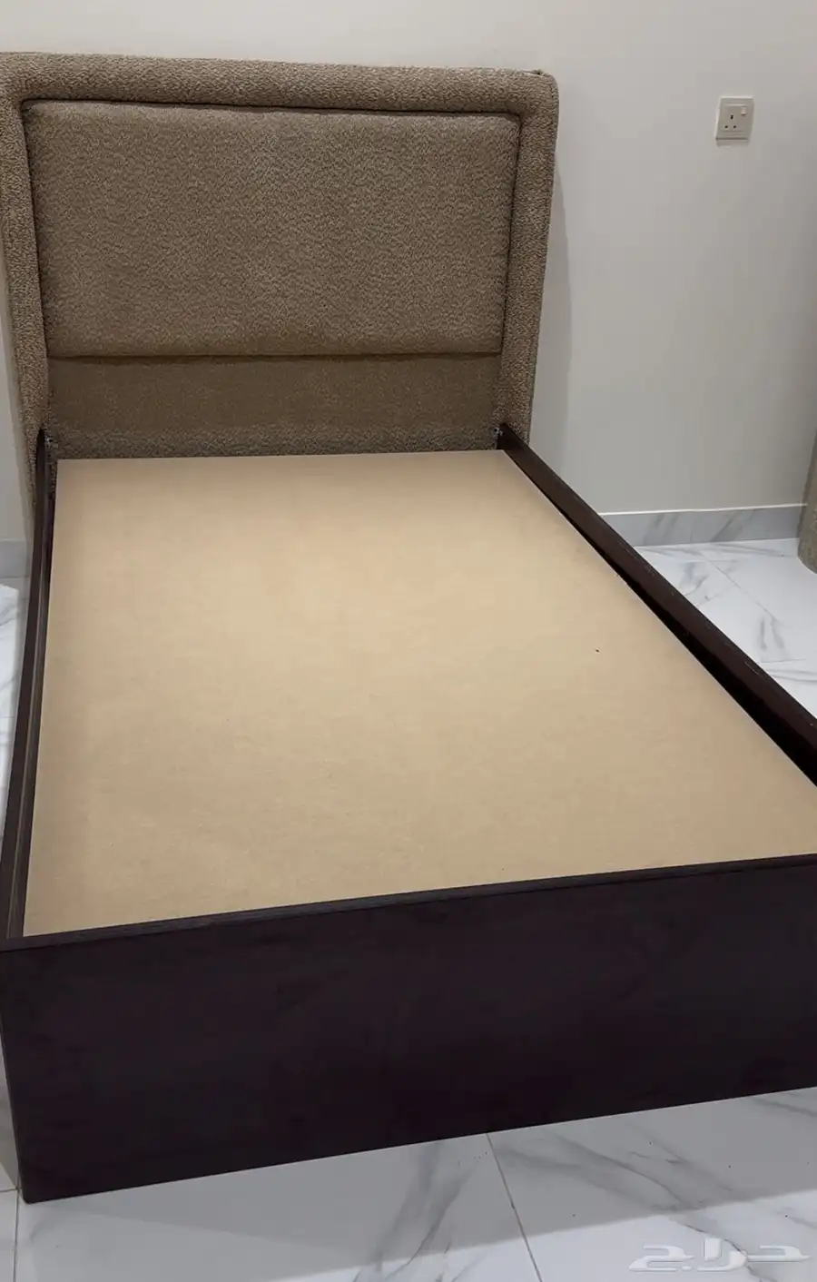 سرير 0