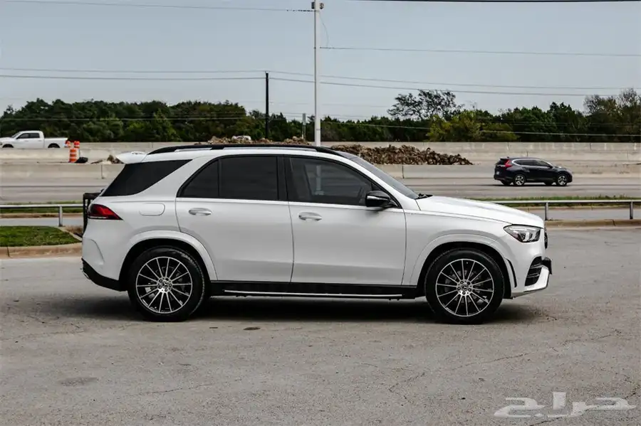 في الرياض GLE 2022 Kit AMG 17