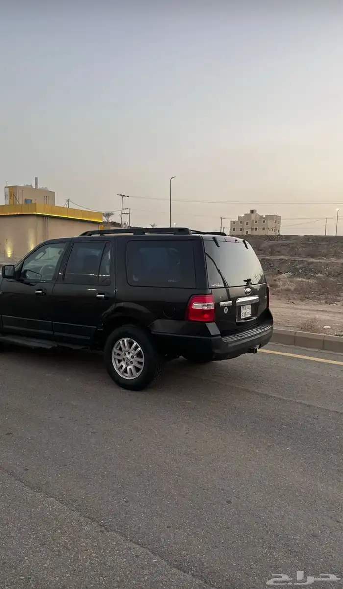 فورد اكسبيدشن قصير 7