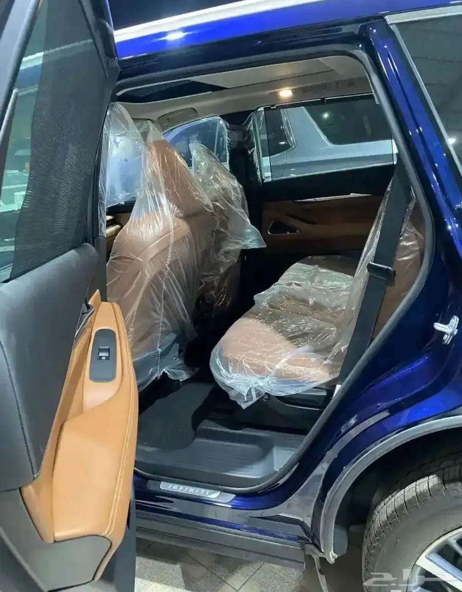 انفينتى Q60 موديل 2023 سينسورى 10