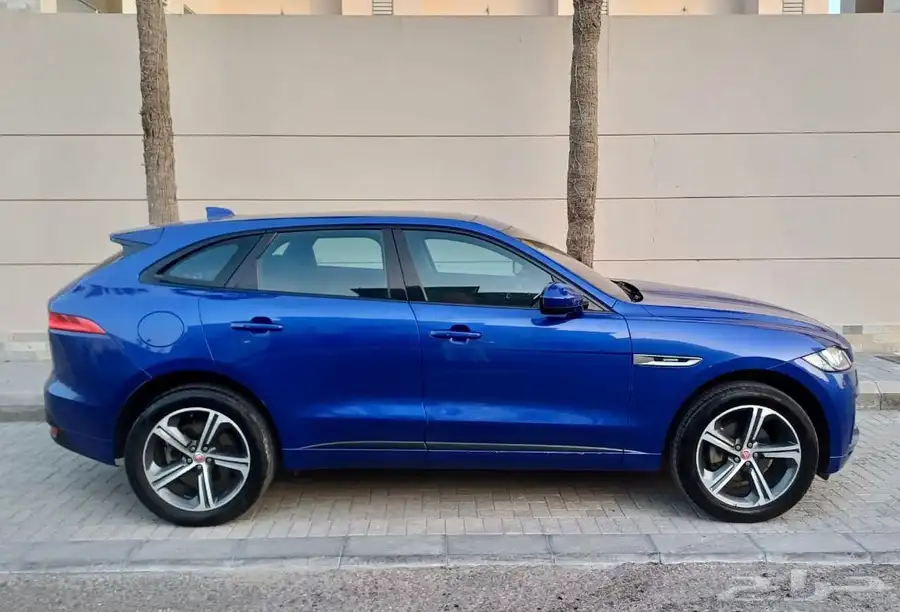 جاكوار F pace R sport 2018 0