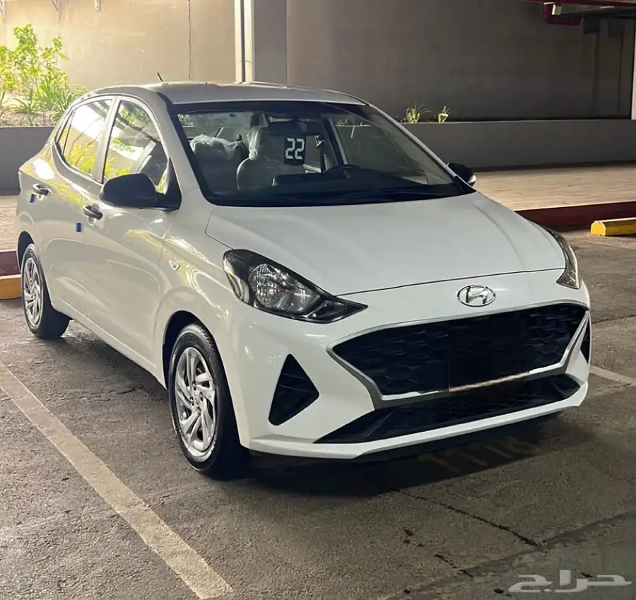 هيواندي i10 بحالة ممتازه 2