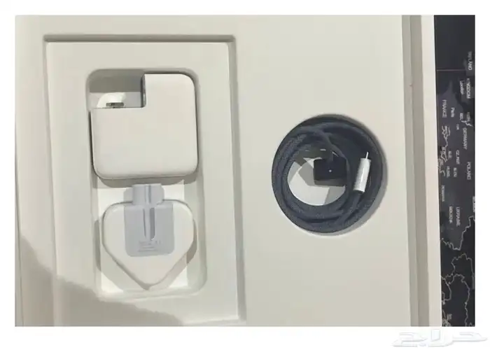 MacBook Air M2 2022ماك بوك اير 9