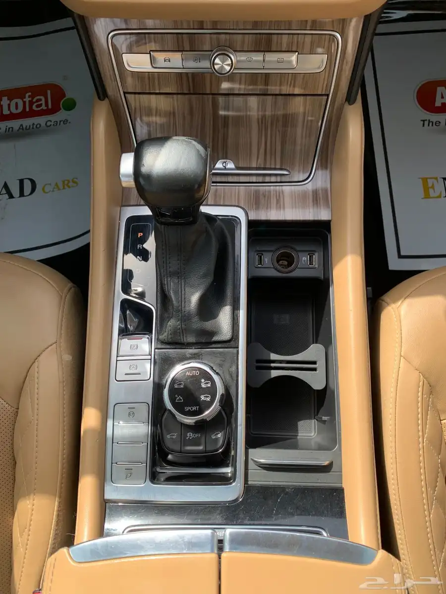 MG 2020 رمادي نظيف اعلى فئة RX8 12