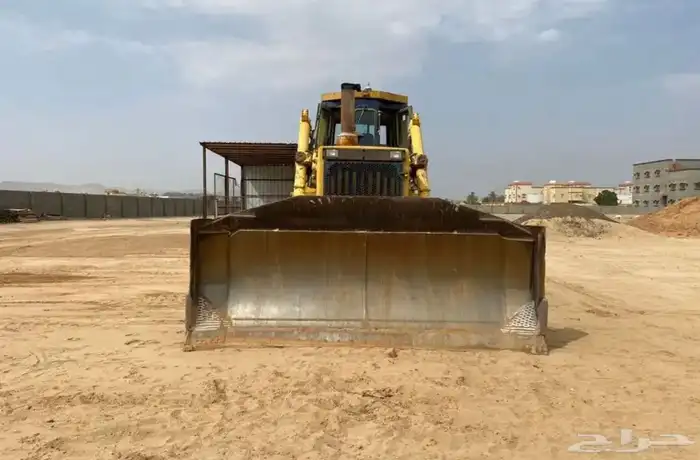 بلدوزر 155 كوماتسو للايجار 1