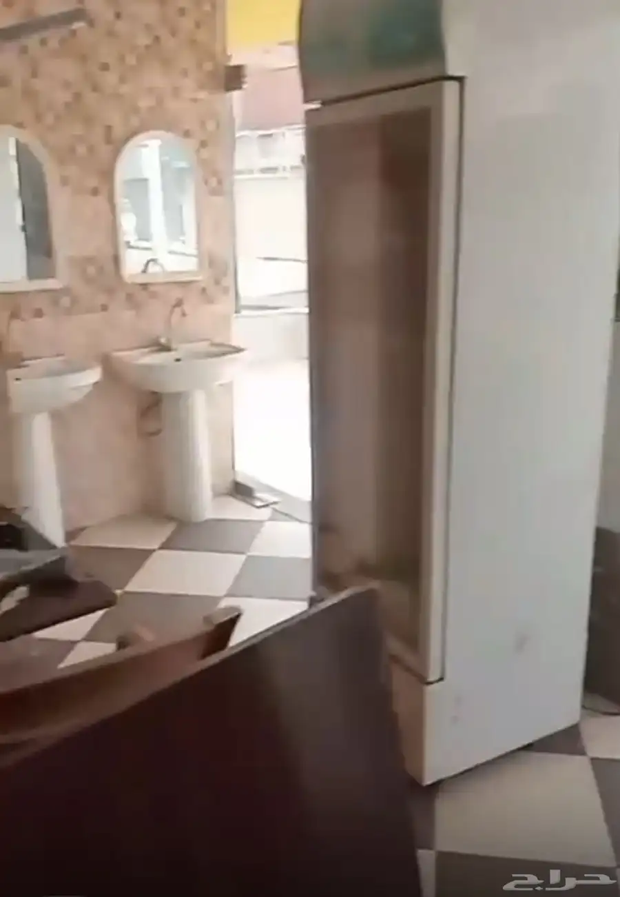 بيع اغراض مطعم 5
