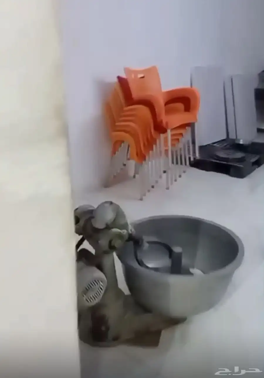 بيع اغراض مطعم 1